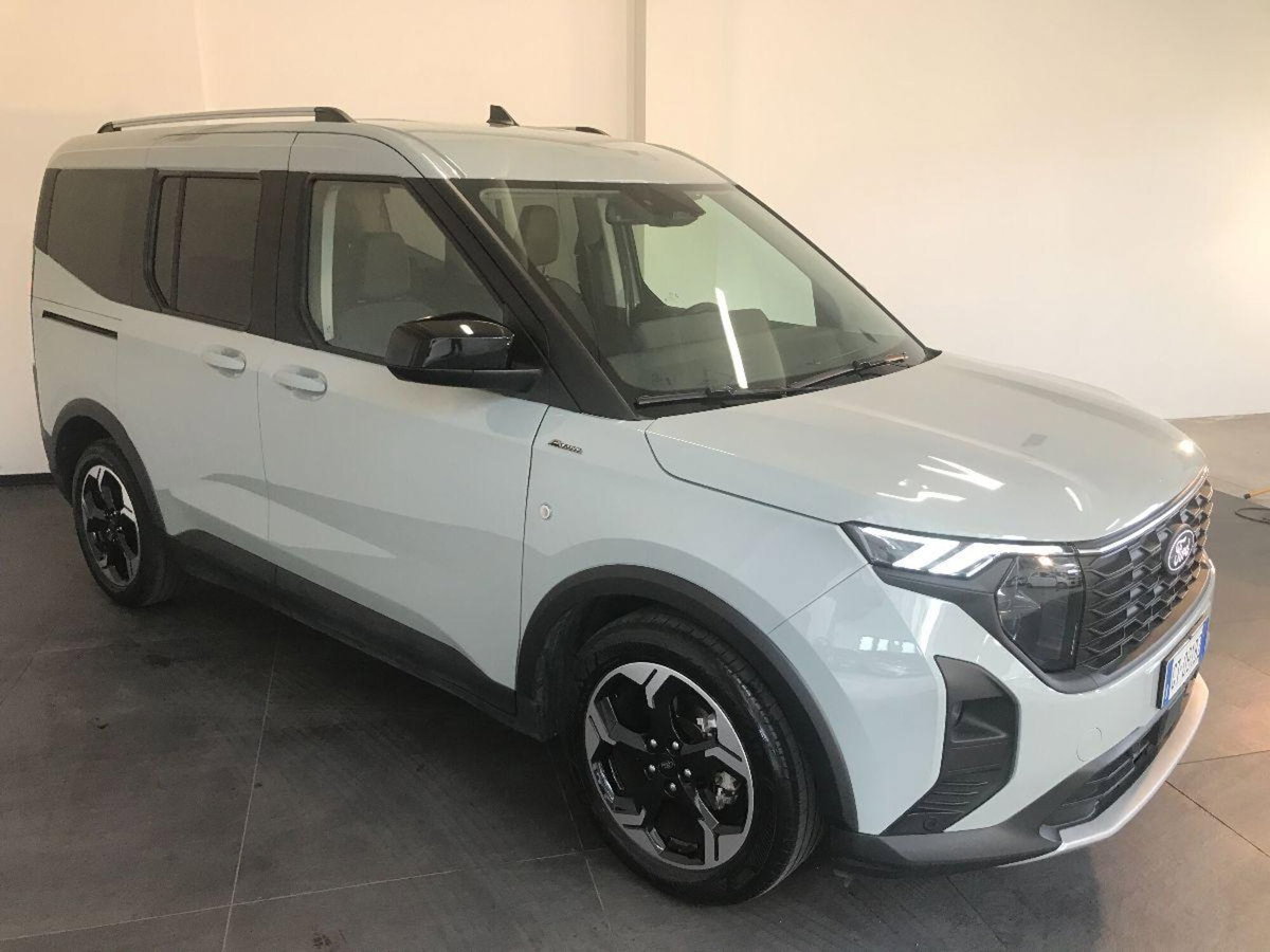 Ford Tourneo Courier 1.0 EcoBoost 100 CV Plus (3)