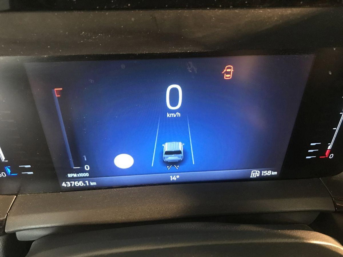 Ford Tourneo Courier 1.0 EcoBoost 100 CV Plus (9)
