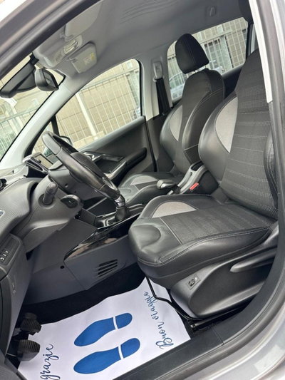 Peugeot 2008 Turbo 110 S&S Allure (17)