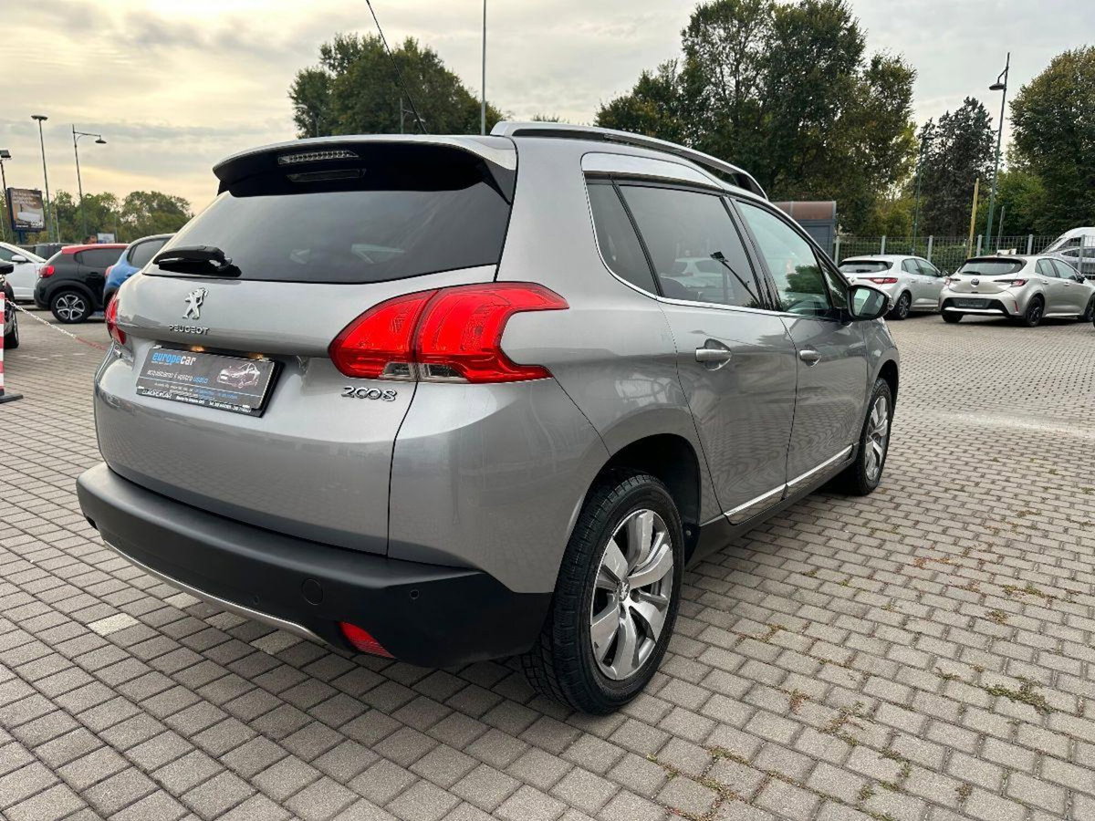 Peugeot 2008 Turbo 110 S&S Allure (8)