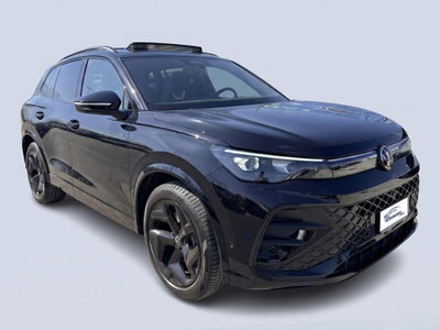 Volkswagen Tiguan 2.0 tdi R-Line 150cv dsg (3)
