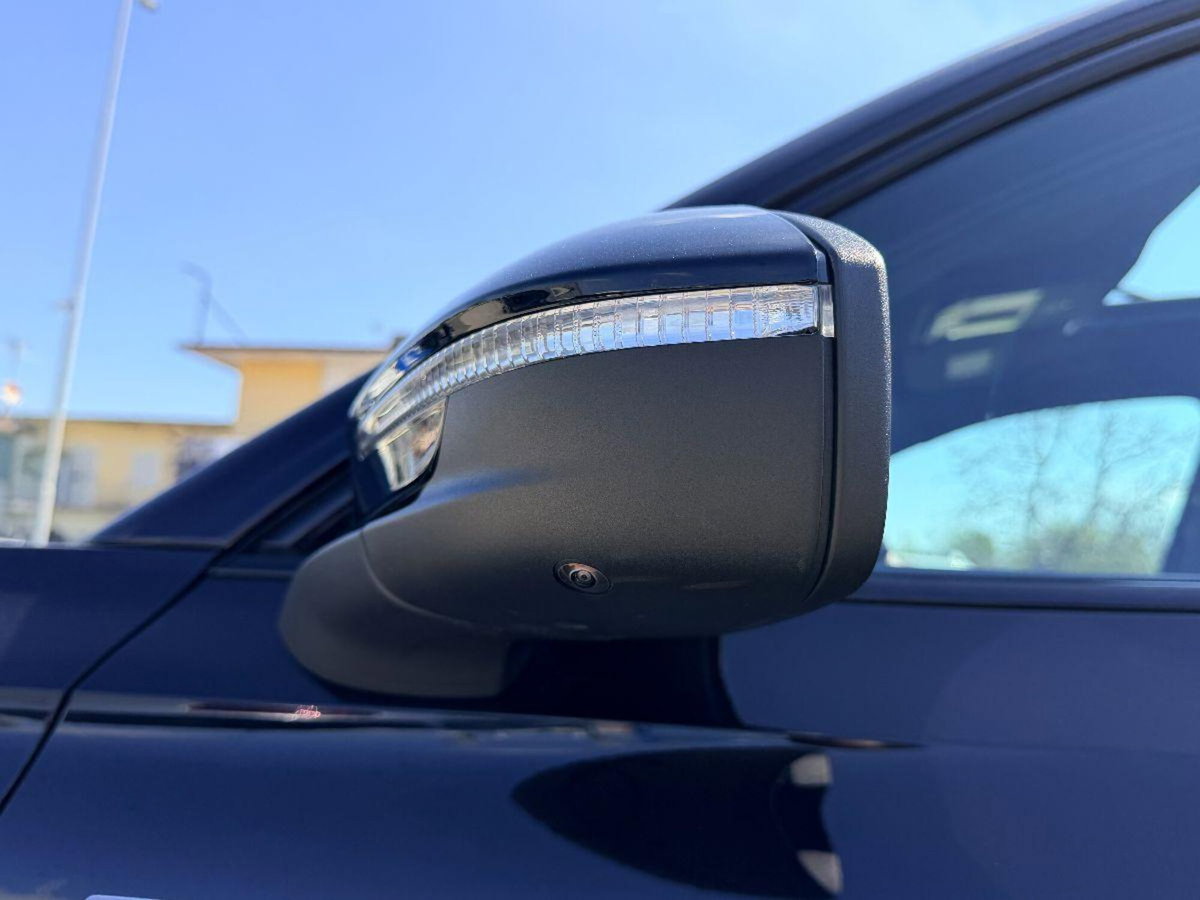 Volkswagen Tiguan 2.0 tdi R-Line 150cv dsg (6)