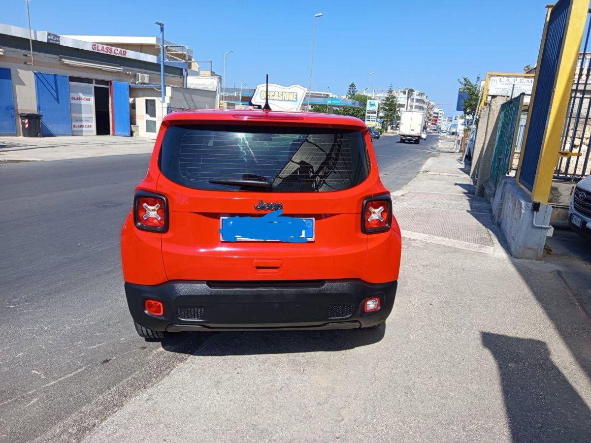 Jeep Renegade 1.6 Mjt 130 CV S (5)