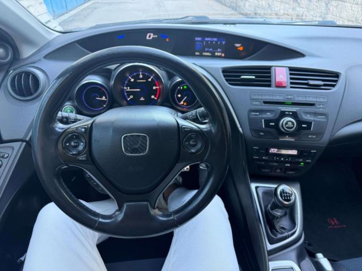 Honda Civic 1.6 i-DTEC Comfort (13)