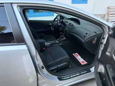 Honda Civic 1.6 i-DTEC Comfort (9)