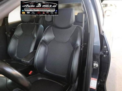 Renault Clio dCi 8V 90 CV 5 porte Moschino Intens (6)