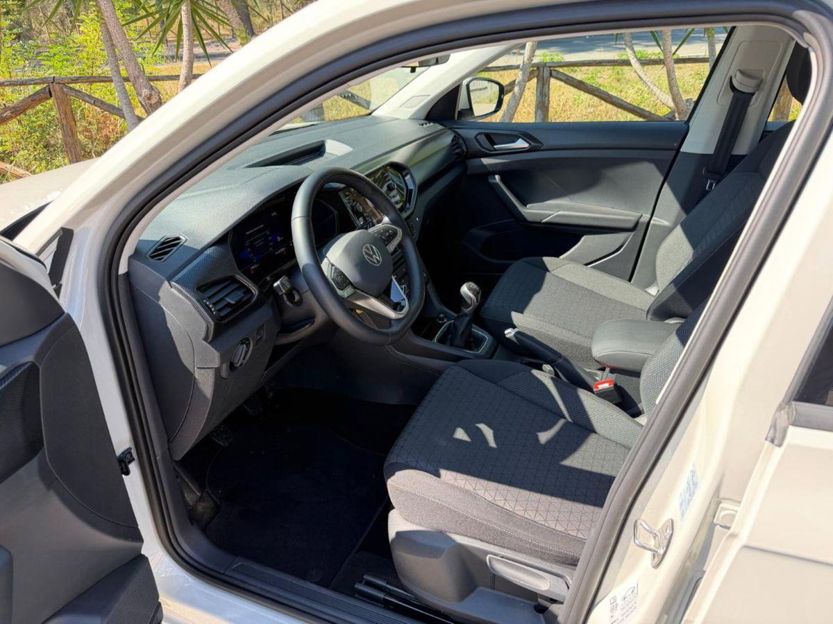 Volkswagen T-Cross 1.0 tsi Edition 95cv (9)