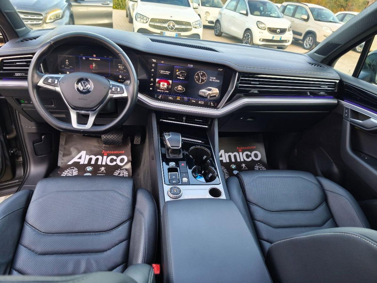 Volkswagen Touareg 3.0 V6 TDI SCR Black Style (19)