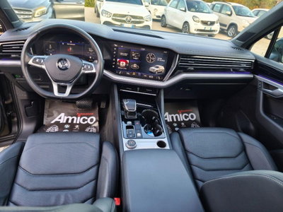 Volkswagen Touareg 3.0 V6 TDI SCR Black Style (19)