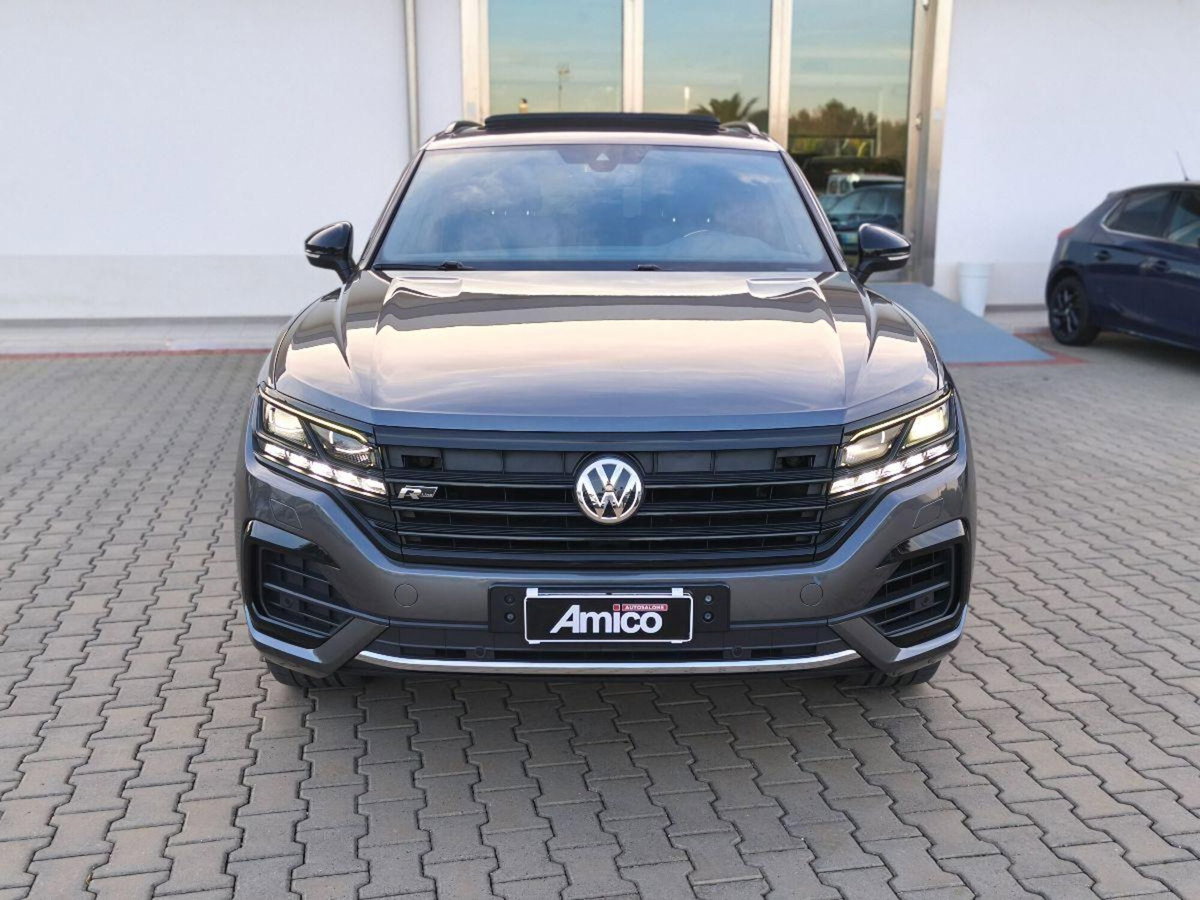 Volkswagen Touareg 3.0 V6 TDI SCR Black Style (4)