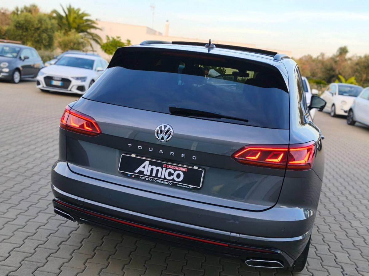 Volkswagen Touareg 3.0 V6 TDI SCR Black Style (9)