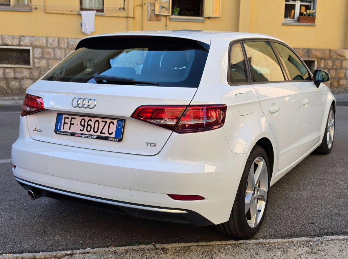 Audi A3 Sportback 1.6 TDI clean diesel Ambition (12)