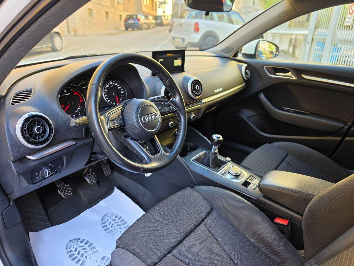Audi A3 Sportback 1.6 TDI clean diesel Ambition (16)