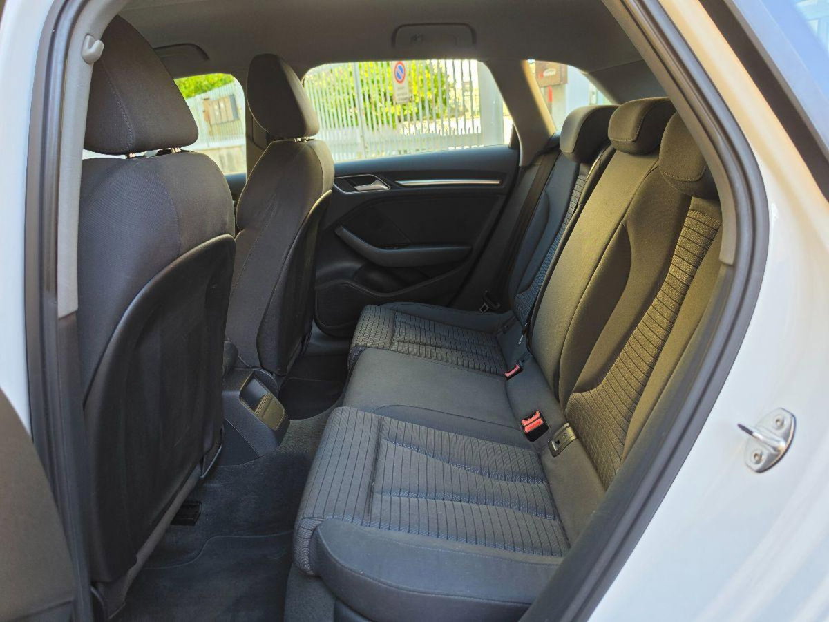 Audi A3 Sportback 1.6 TDI clean diesel Ambition (19)