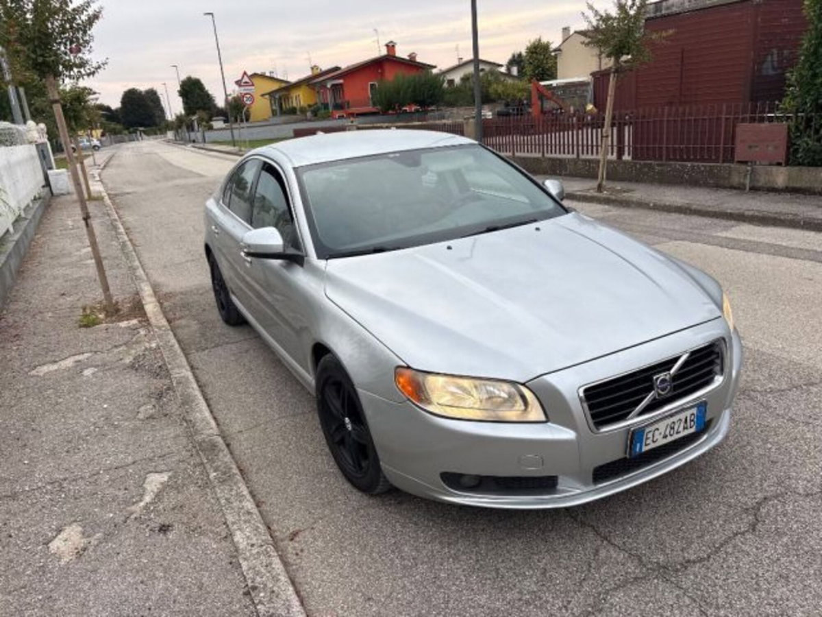 Volvo S80 D5 AWD Geartronic Executive (9)