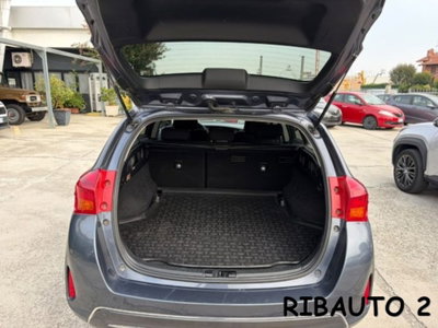 Toyota Auris Station Wagon 1.8 Hybrid Active Plus (16)