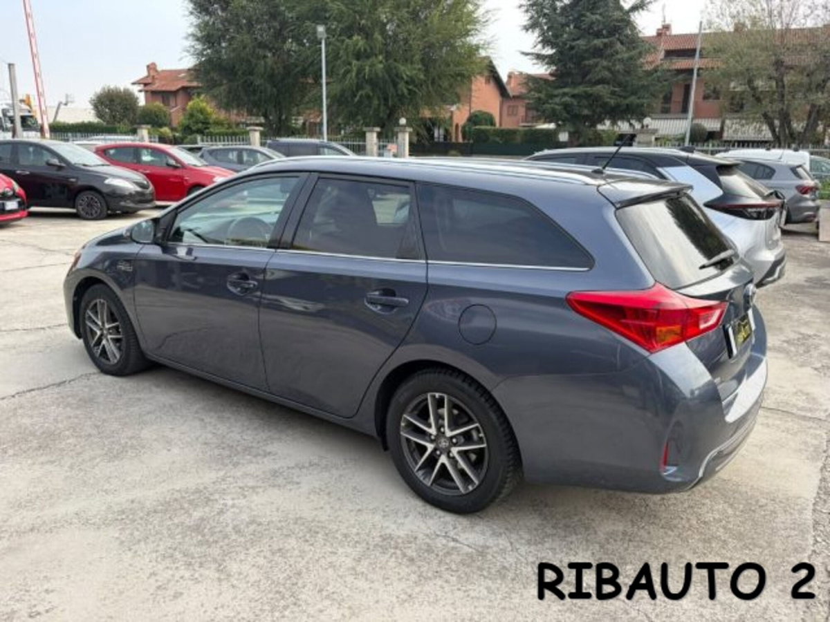Toyota Auris Station Wagon 1.8 Hybrid Active Plus (20)