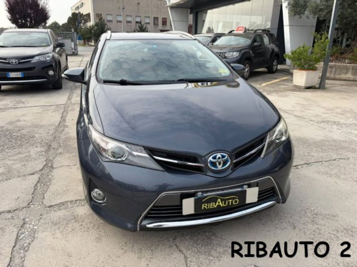 Toyota Auris Station Wagon 1.8 Hybrid Active Plus (7)