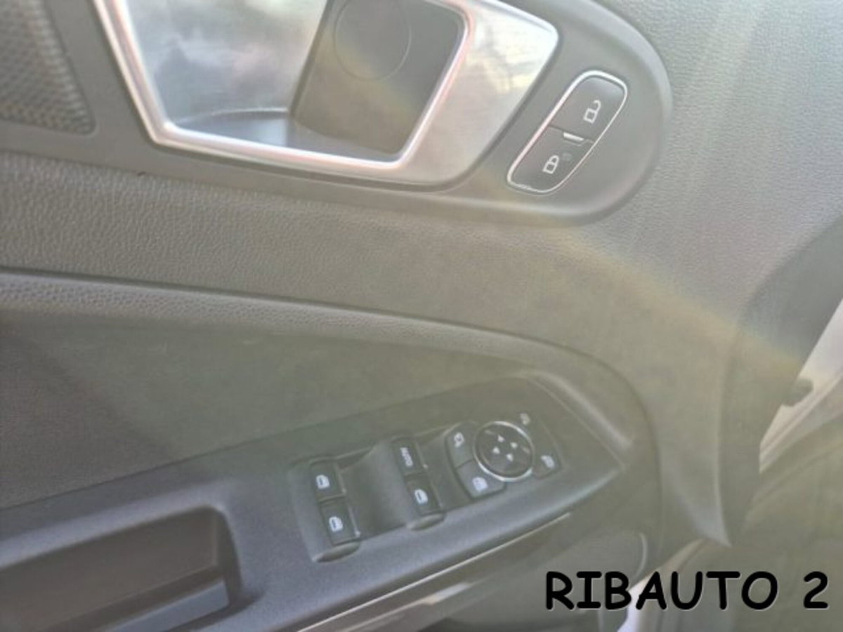 Ford EcoSport 1.0 EcoBoost 100 CV Titanium (13)