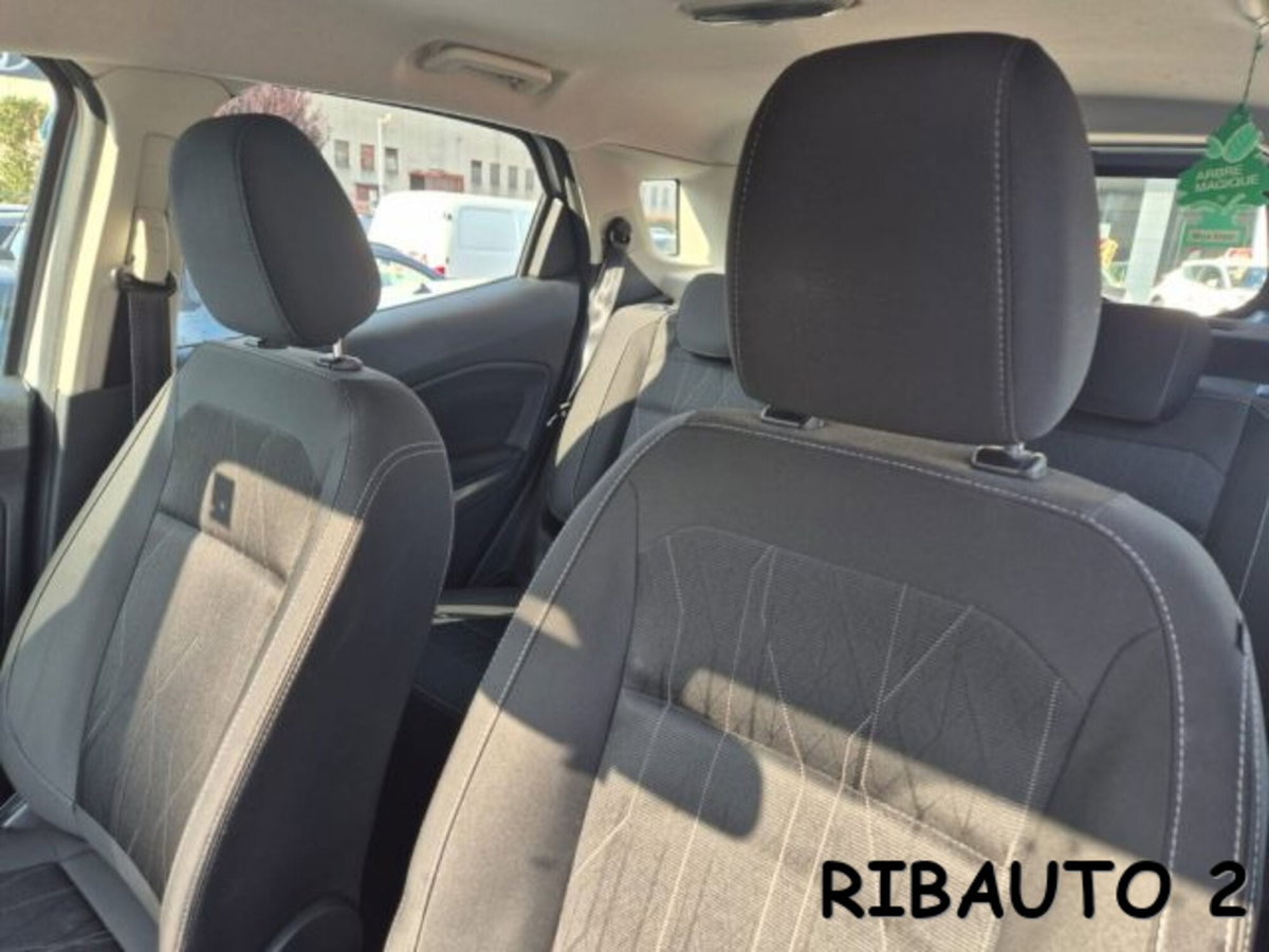 Ford EcoSport 1.0 EcoBoost 100 CV Titanium (18)