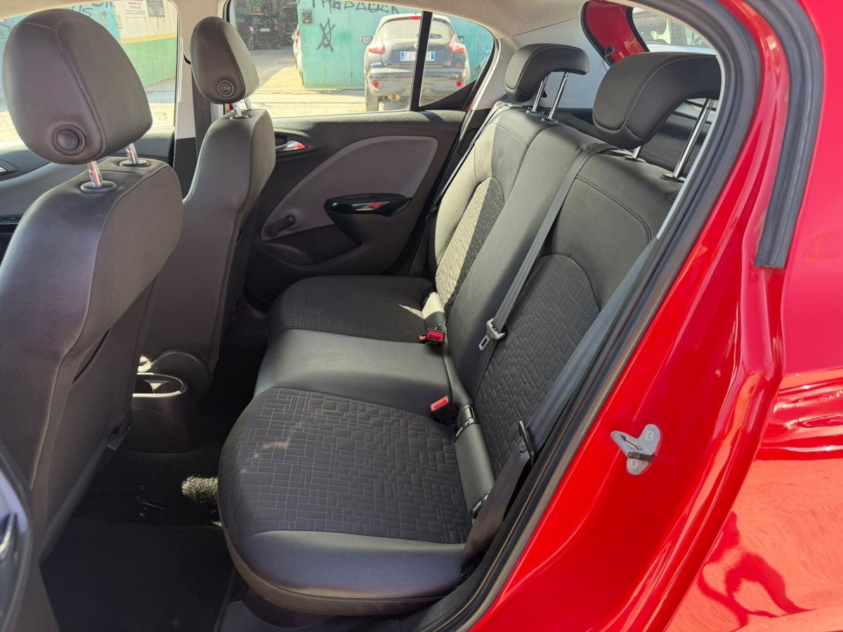 Opel Corsa 1.4 90CV 5 porte Cosmo (11)