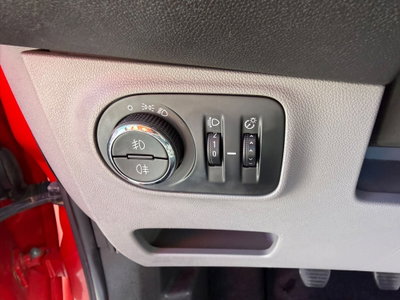 Opel Corsa 1.4 90CV 5 porte Cosmo (18)