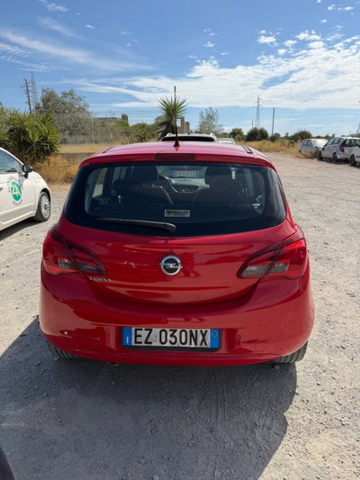 Opel Corsa 1.4 90CV 5 porte Cosmo (8)