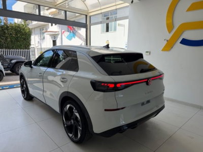 Volkswagen T-Roc 1.5 etsi R-Line 150cv dsg (16)