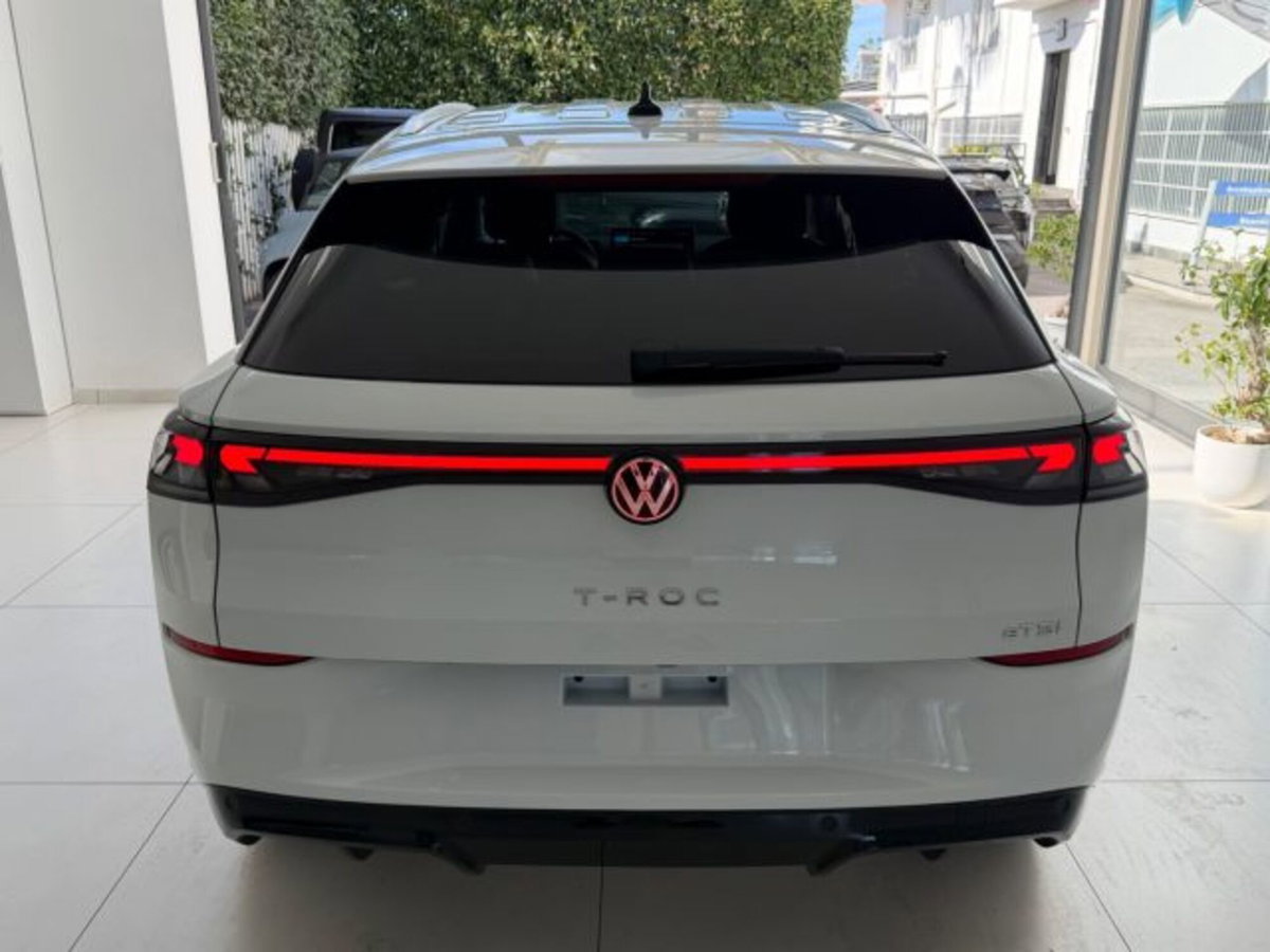Volkswagen T-Roc 1.5 etsi R-Line 150cv dsg (20)
