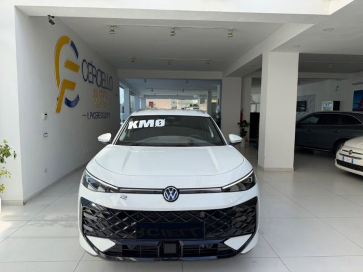Volkswagen T-Roc 1.5 etsi R-Line 150cv dsg (3)