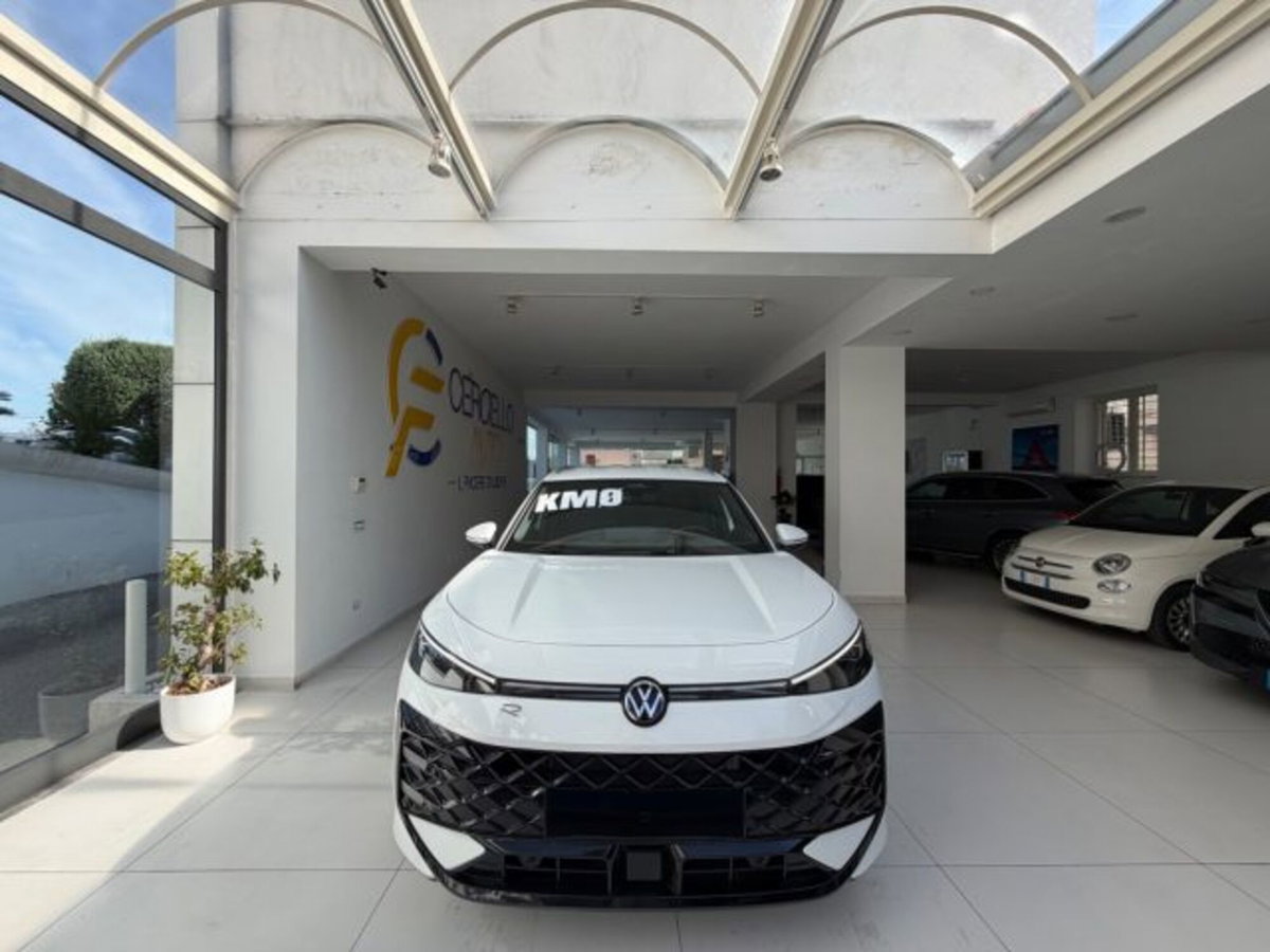 Volkswagen T-Roc 1.5 etsi R-Line 150cv dsg (8)