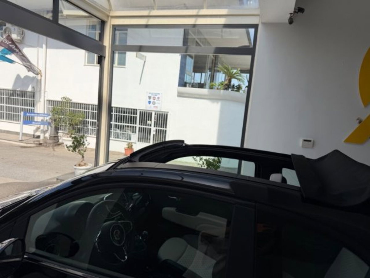 Fiat 500 Cabrio 1.0 Hybrid Dolcevita (12)