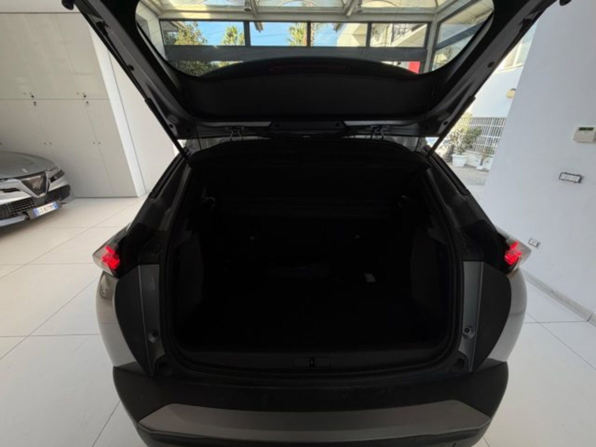 Peugeot 2008 PureTech 130 S&S EAT8 Allure Pack (20)