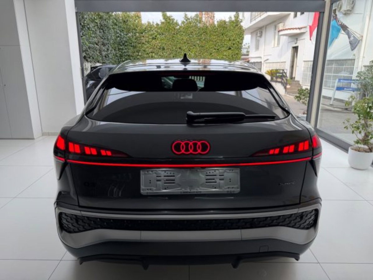 Audi Q3 Sportback 2.0 tfsi S line edition quattro 204cv s-tronic (13)