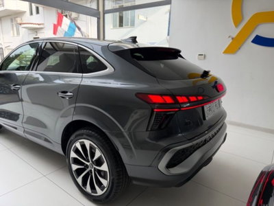 Audi Q3 Sportback 2.0 tfsi S line edition quattro 204cv s-tronic (15)