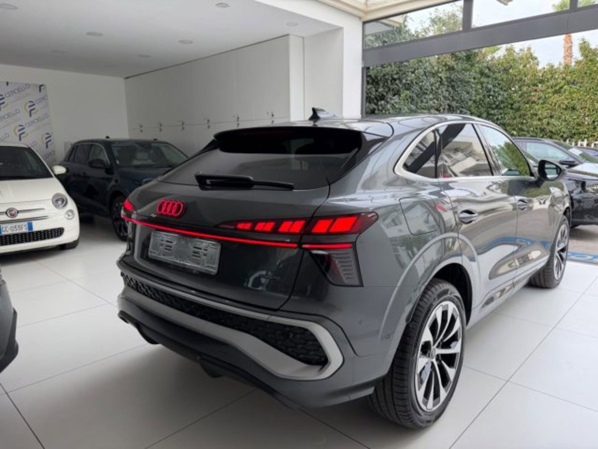 Audi Q3 Sportback 2.0 tfsi S line edition quattro 204cv s-tronic (20)