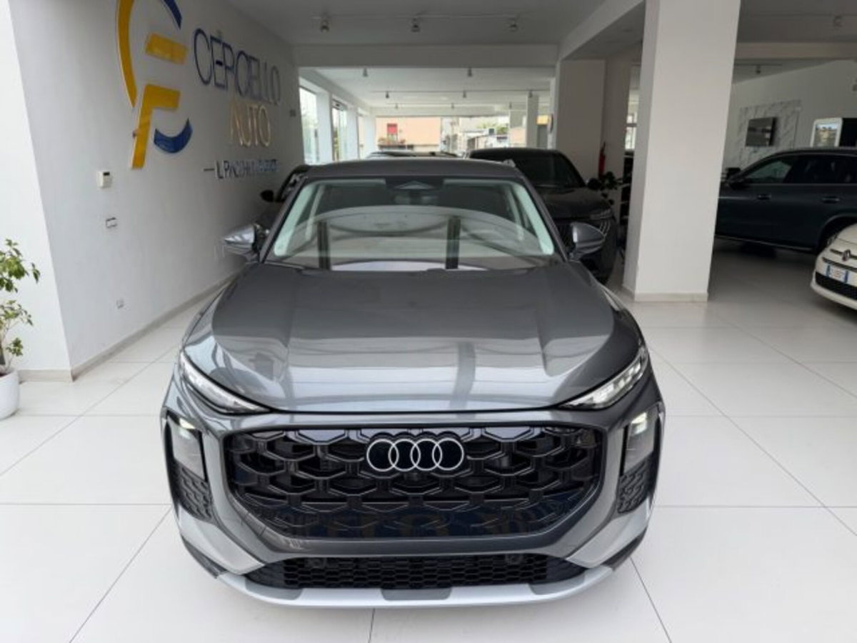 Audi Q3 Sportback 2.0 tfsi S line edition quattro 204cv s-tronic (5)