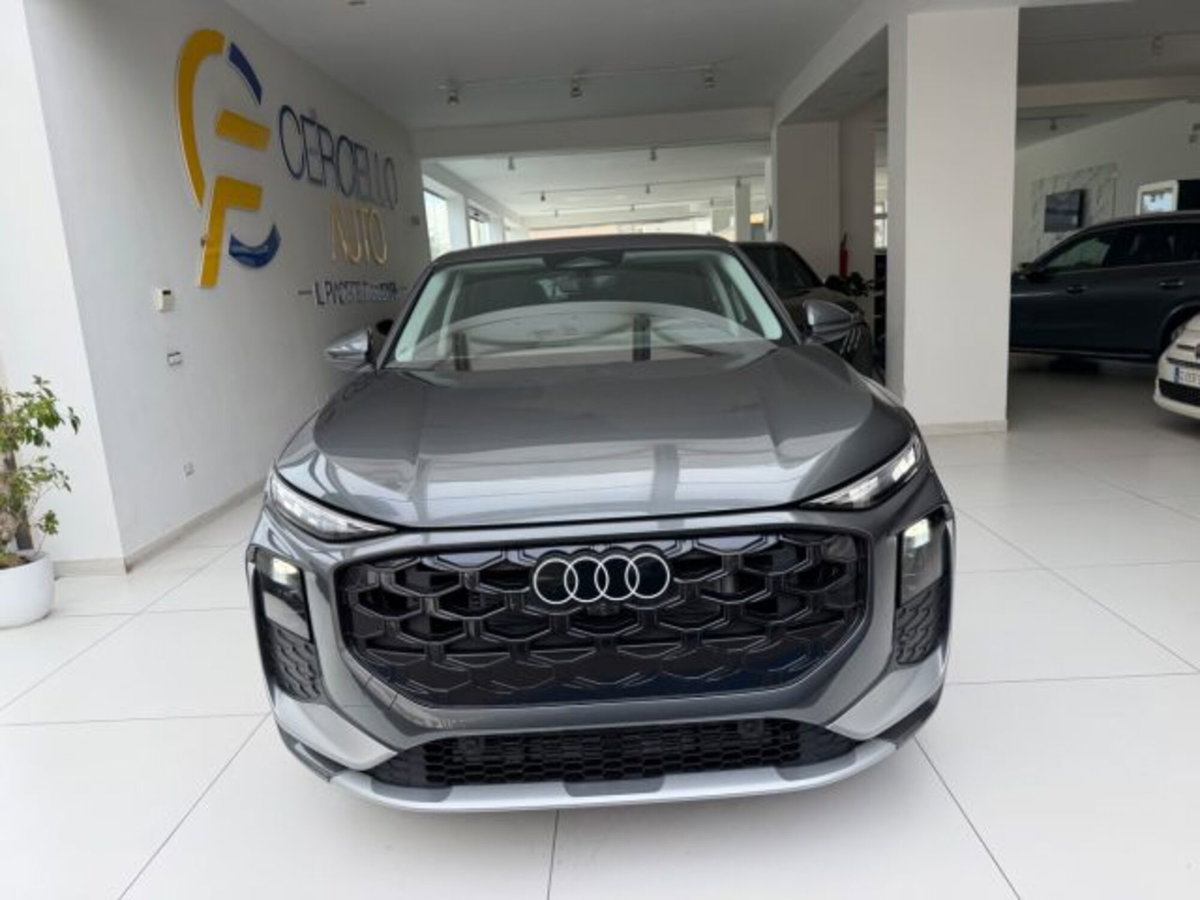 Audi Q3 Sportback 2.0 tfsi S line edition quattro 204cv s-tronic (6)