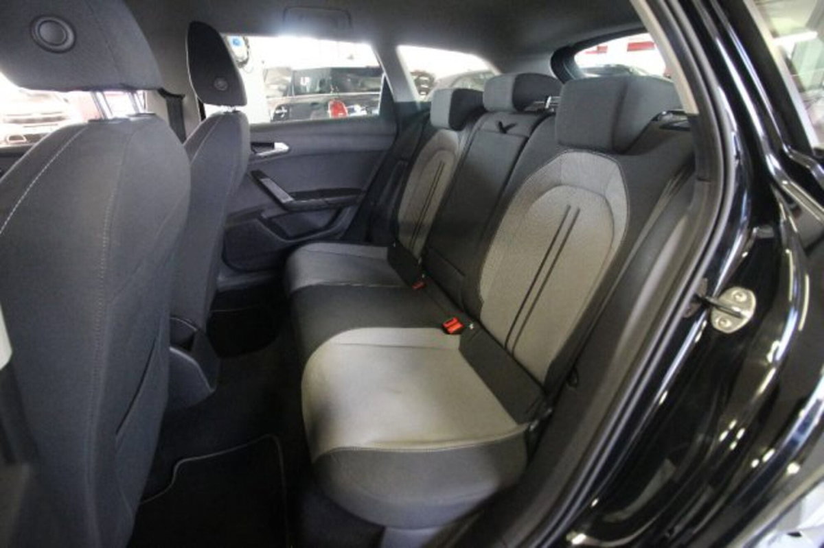 SEAT Leon ST Sportstourer 2.0 tdi Style 150cv dsg (12)