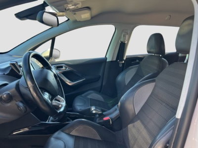 Peugeot 2008 100 S&S Allure (9)