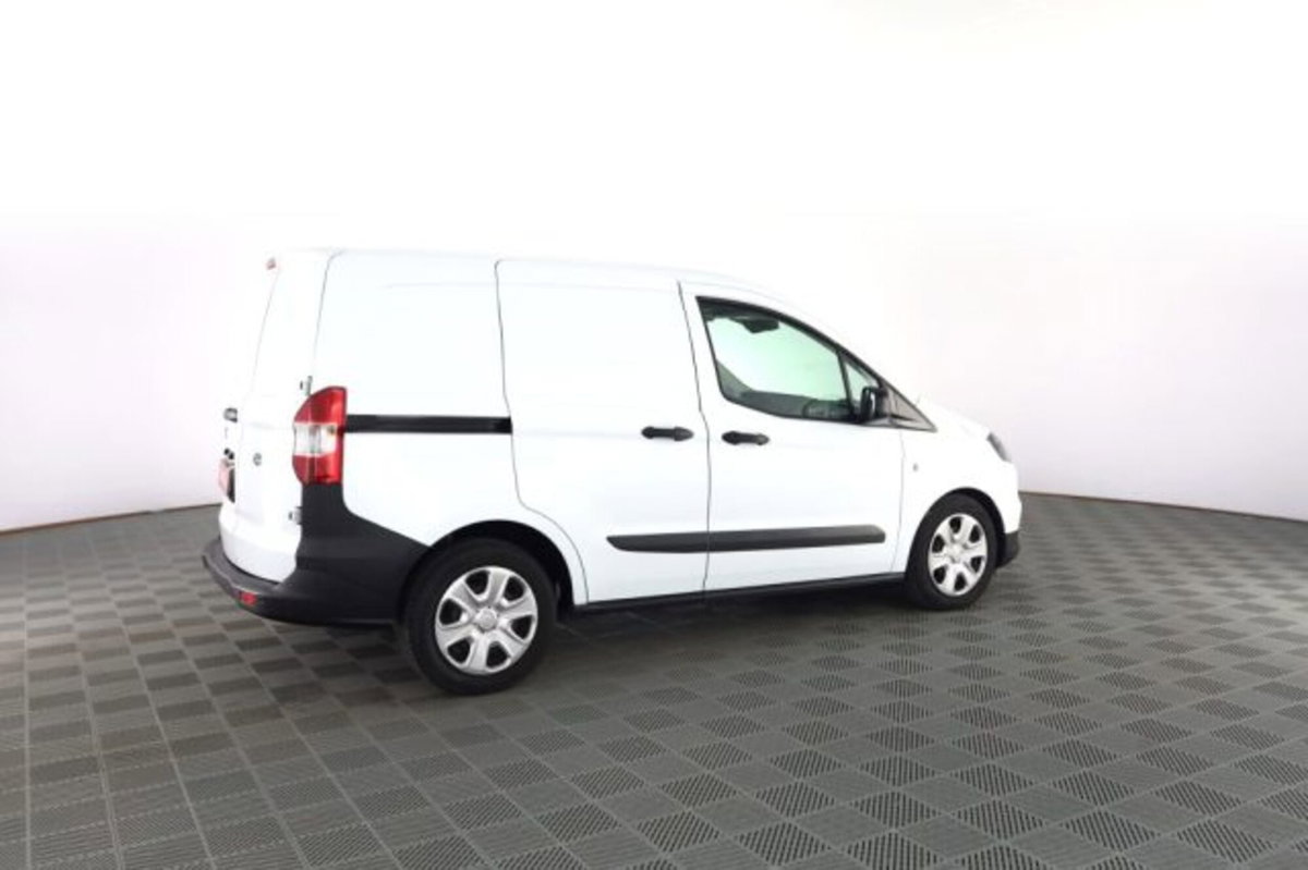 Ford Transit Courier 1.5 TDCi 100CV  Trend (4)
