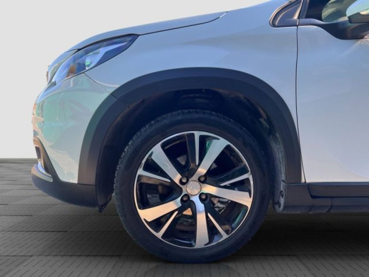 Peugeot 2008 100 Allure (15)