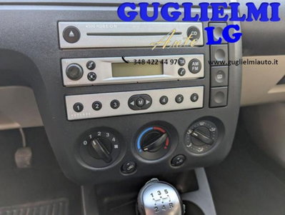 Ford Fiesta 1.4 TDCi 5p. Ghia (16)