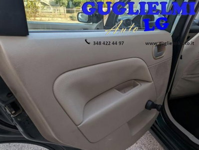 Ford Fiesta 1.4 TDCi 5p. Ghia (19)