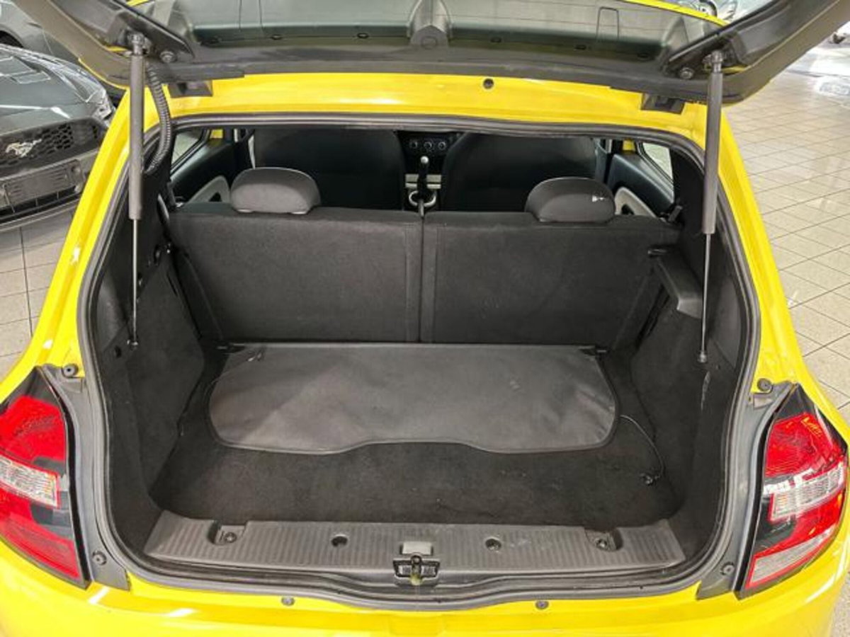 Renault Twingo SCe Life (11)