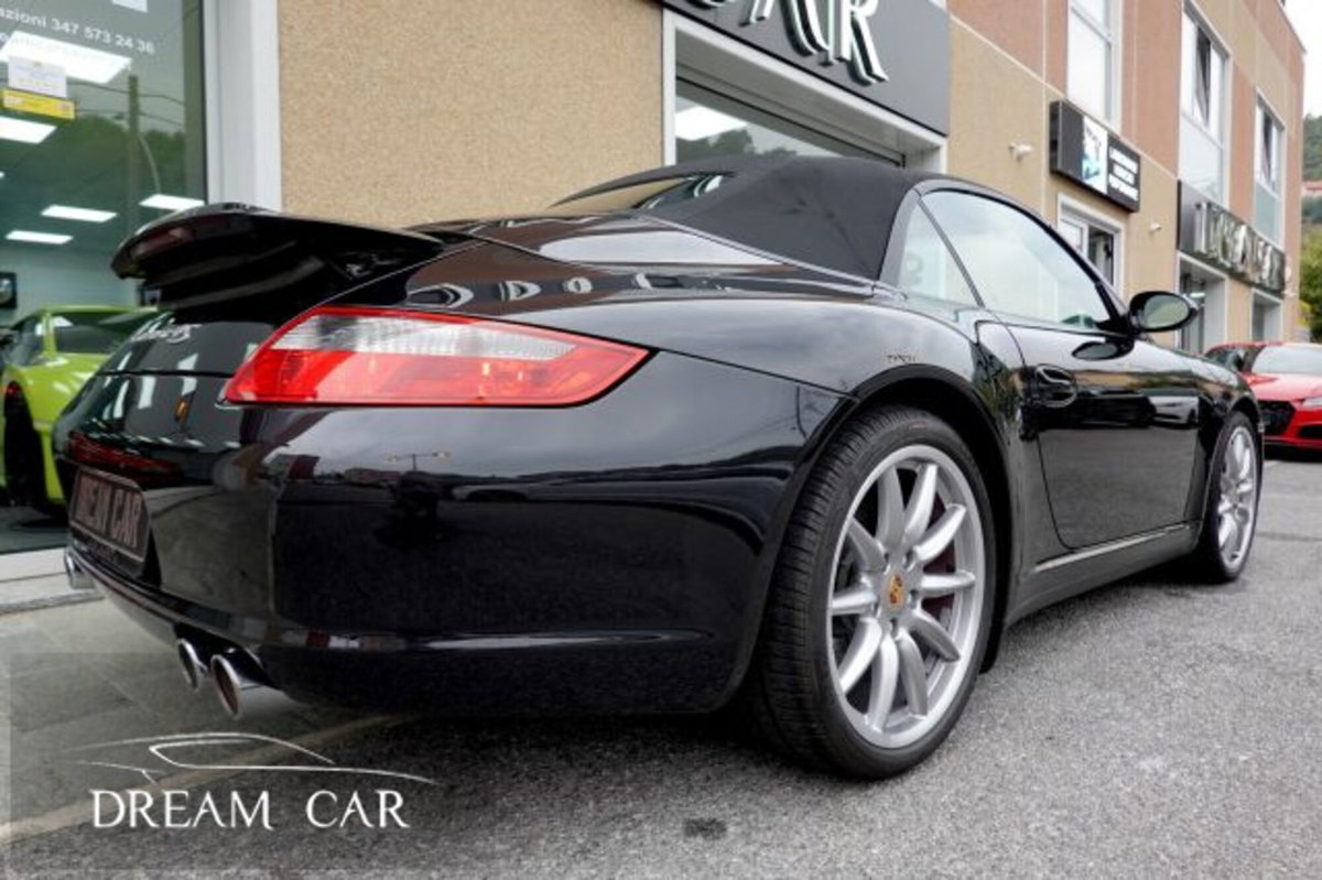 Porsche 911 Cabrio Carrera 4S (4)