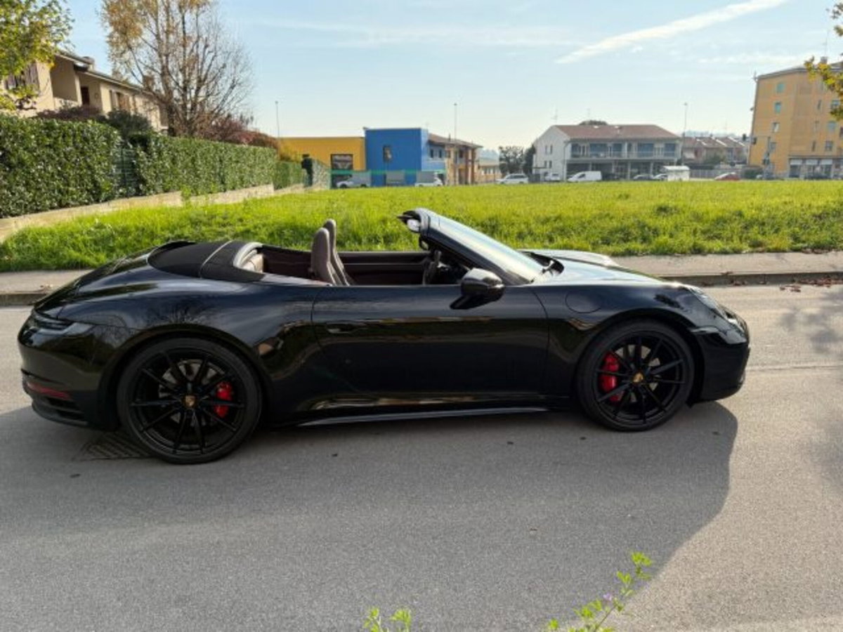 Porsche 911 Cabrio Cabrio 3.0 Carrera 4S (19)