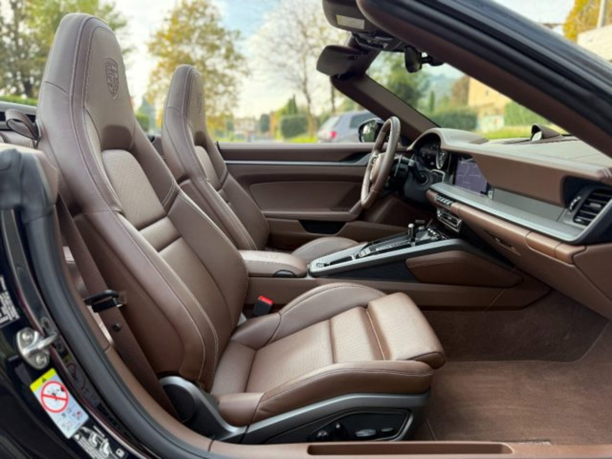 Porsche 911 Cabrio Cabrio 3.0 Carrera 4S (7)