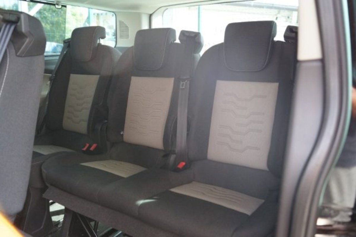 Ford Tourneo Custom 300 2.2 TDCi 155CV PL Trend (15)
