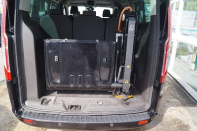 Ford Tourneo Custom 300 2.2 TDCi 155CV PL Trend (17)